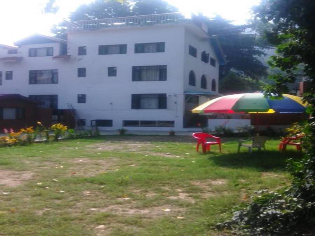 Srīnagar Hotel Grand Jigar מראה חיצוני תמונה